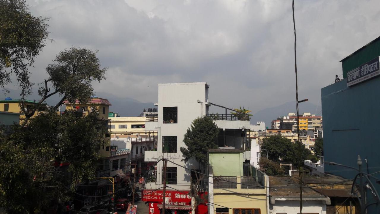 Hotel Crystal Grand Haldwani Bagian luar foto